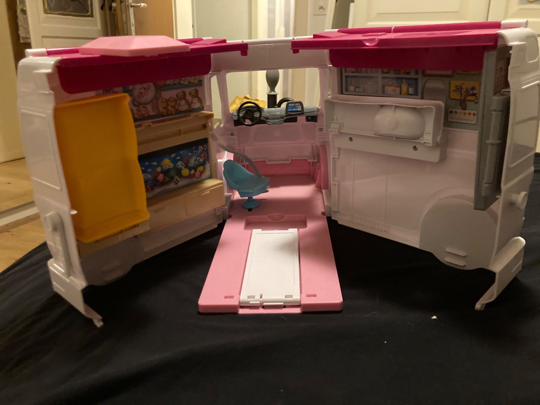 Puppen: Krankenauto Barbie ab 1.- – Gebraucht aus Effingen von Schwarzefina 2