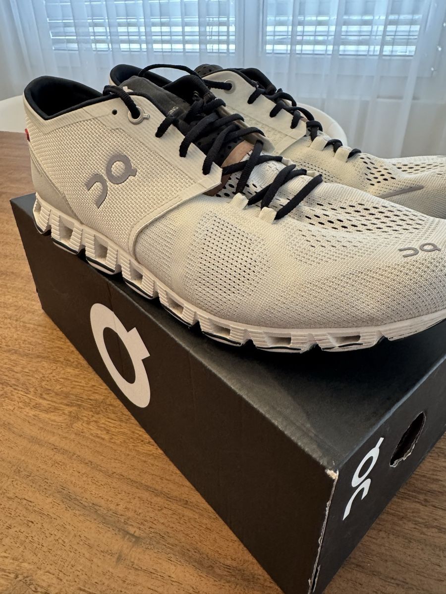 On Scarpe da uomo: On Cloudflow Black/Asphalt US 11, EUR 45 – Usato da Niederhasli venduto da Mfallegger 2