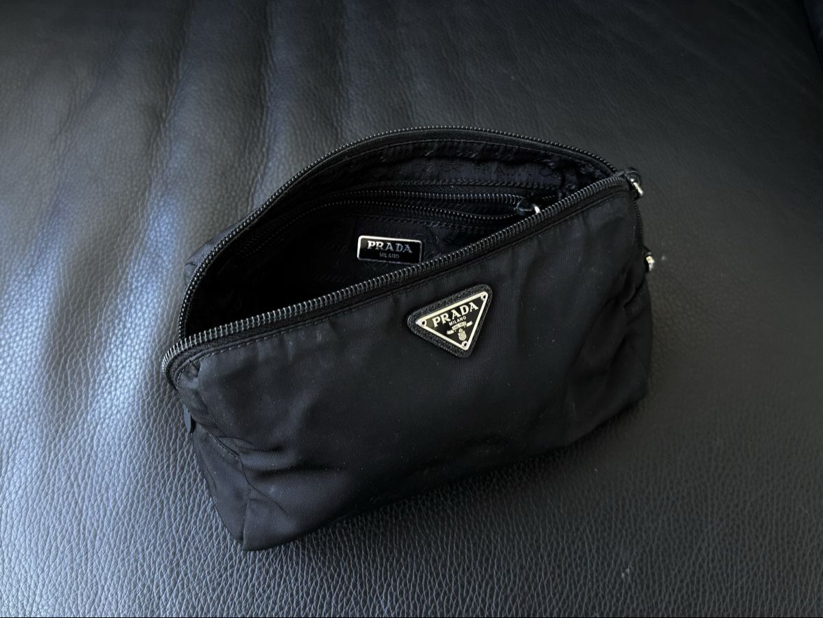 Prada Custodie per cosmetici: Original Prada Toiletry Bag / Necessaire / Beauty Case – Usato da Bern venduto da Daddylong