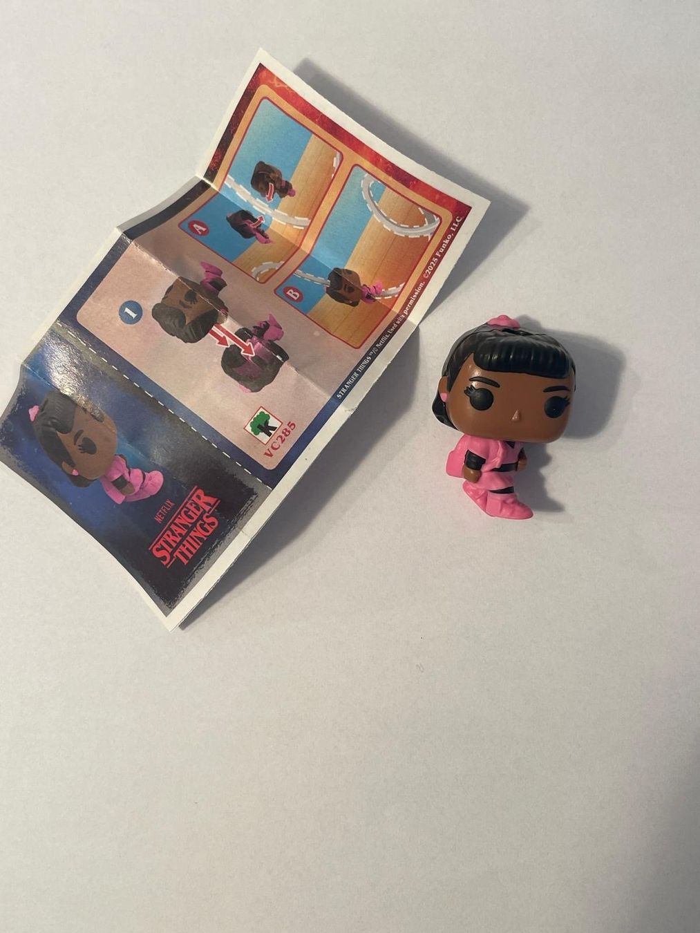 Funko Statuette: Erica, stranger things kinder joy funko pop – Nuovo (secondo la descrizione) da Uitikon Waldegg venduto da daniela_diana 1