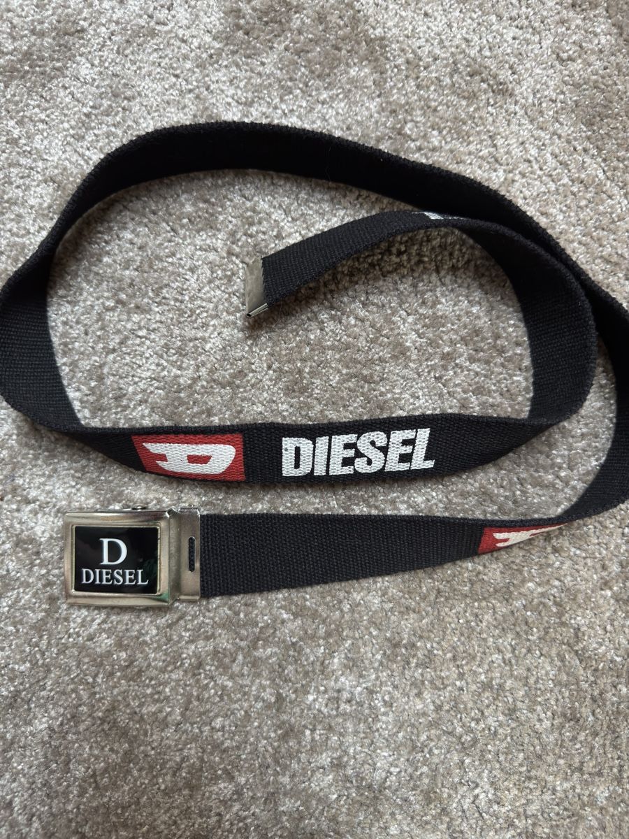 Diesel Cinture: Ceinture Diesel noire, taille 110 cm – Usato da Vuippens venduto da Anna_as 1