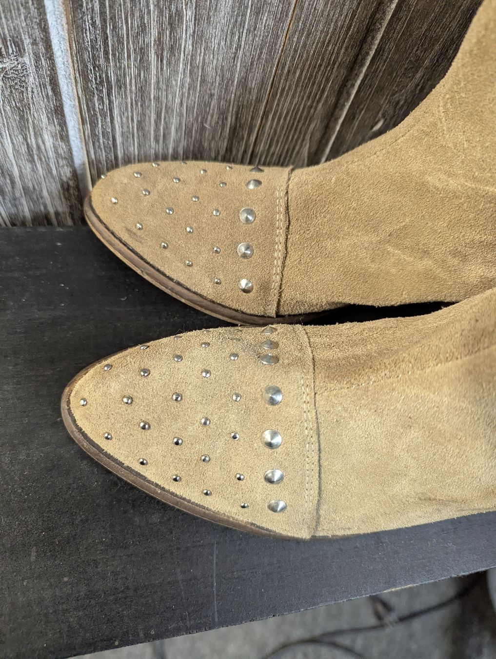 Damenschuhe: Stiefelette braun Wildleder 38 – Gebraucht aus Bettlach von Costmiri 1