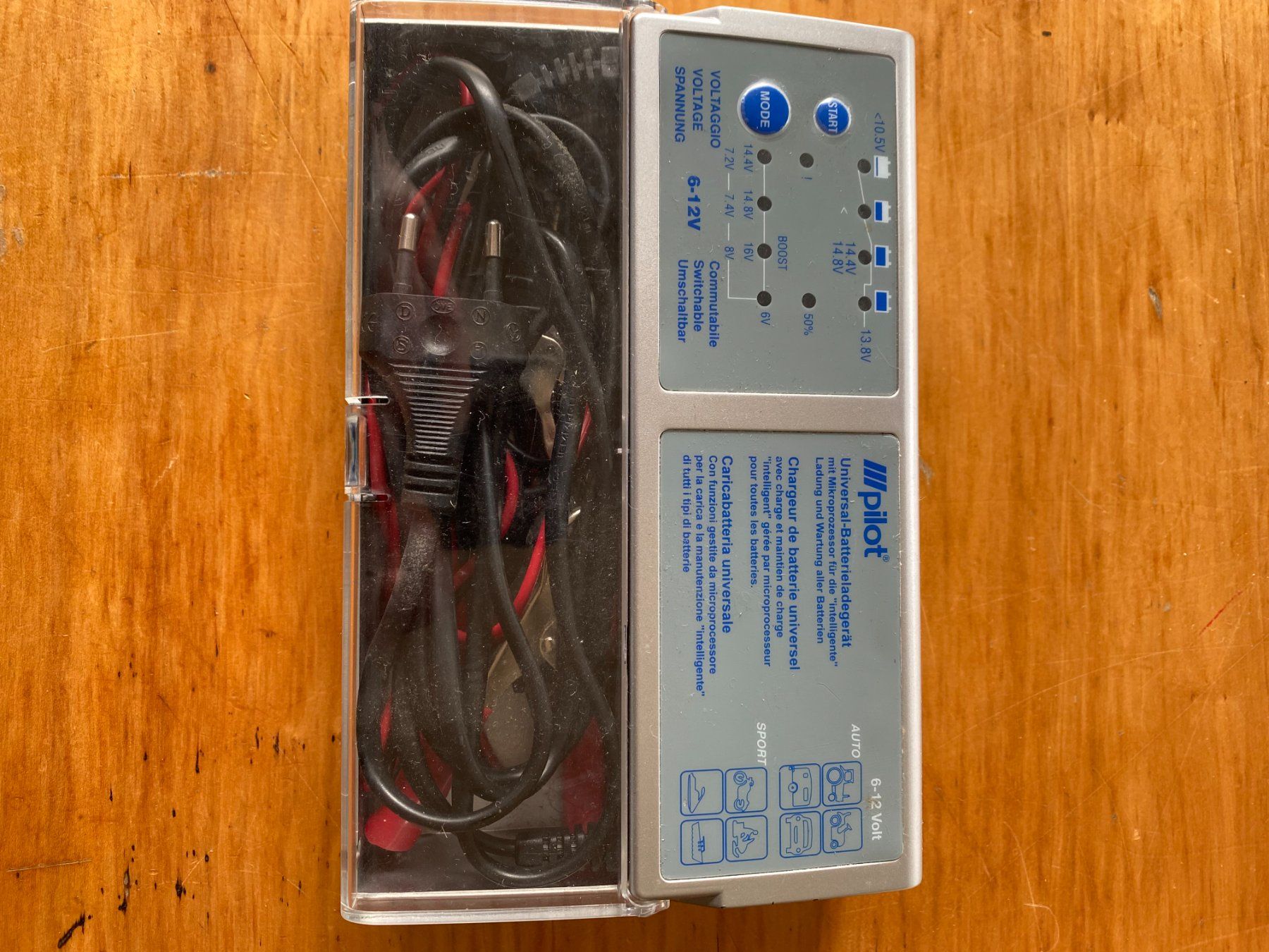 Cavi: Elektromaterial LOT, Kabel , Steckdosen..... – Usato da Luzern venduto da Turmliebe 2
