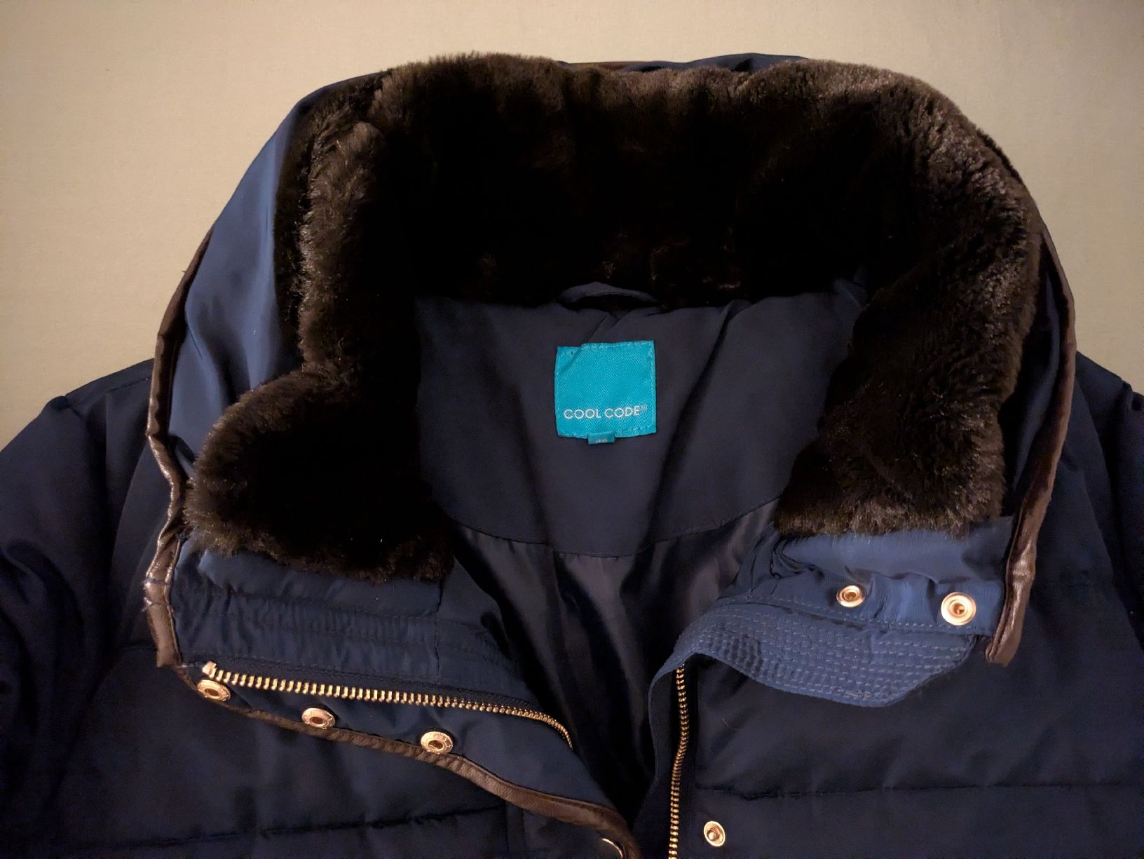 Jacken: "Cool Code"-Winterjacke, Gr. 46, Top-Zustand, warm! – Neu (gemäss Beschreibung) aus Sursee von Aniri 1