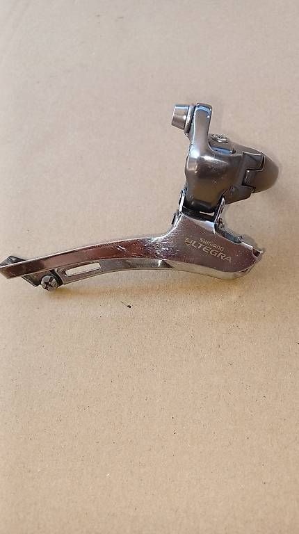 Pièces détachées: Shimano ultegra Umwerfer FD-6600 – D'occasion à Pfäffikon SZ par jsthi 1