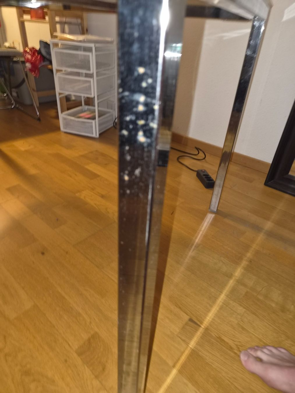 Tischset: Tisch inkl. 4 Stühlen – Gebraucht aus Bern von dan_z5f7 4