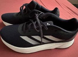 Neue Adidas Running Sneakers