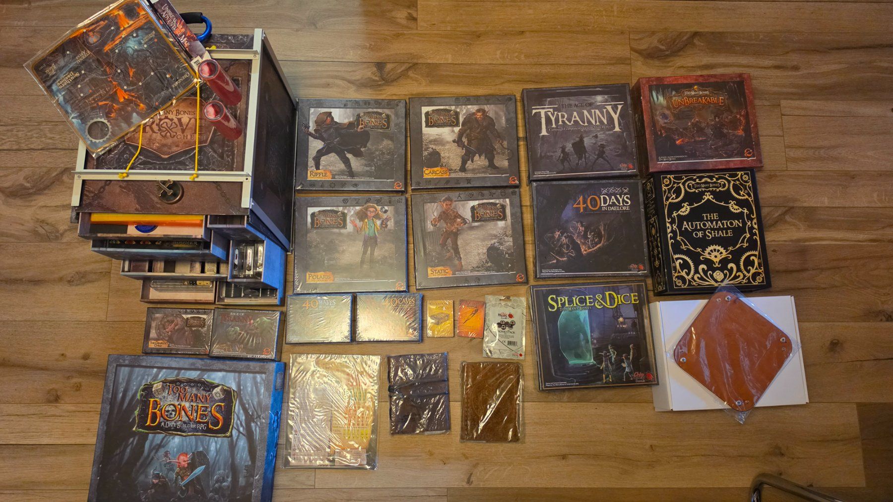 Giochi: Too Many Bones - The Ultimate Collection (EN/DE) – Nuovo (secondo la descrizione) da Dintikon venduto da Parallaxe