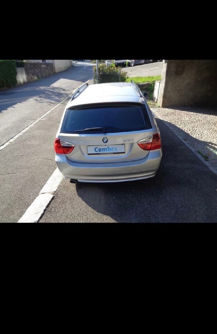 BMW Automobili: BMW 320 I Touring – Usato da Montreux venduto da vic_qt58 2