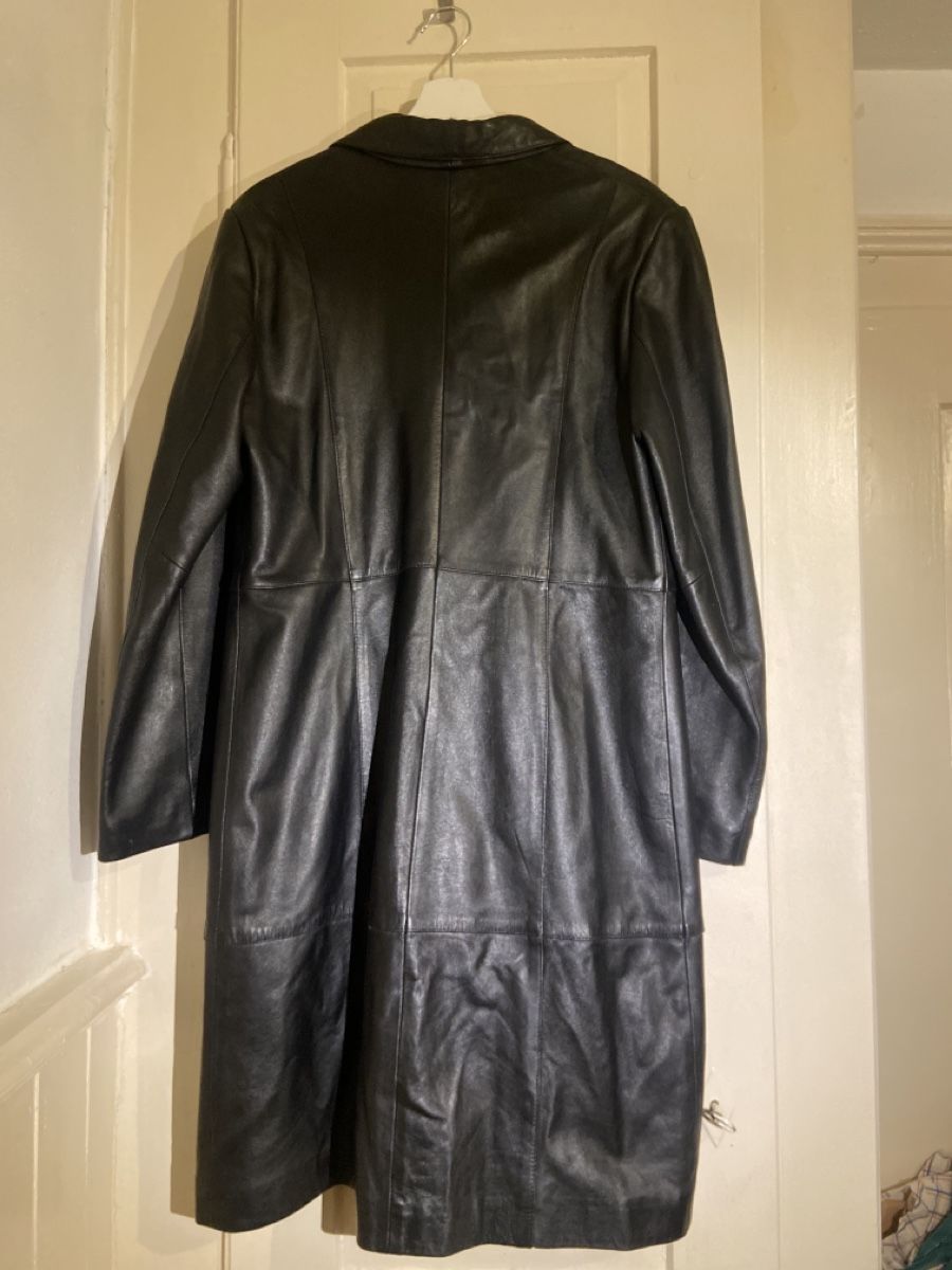 Cappotti: Vintage Ledermantel aus Paris – Usato da Winterthur venduto da zoenina5 2