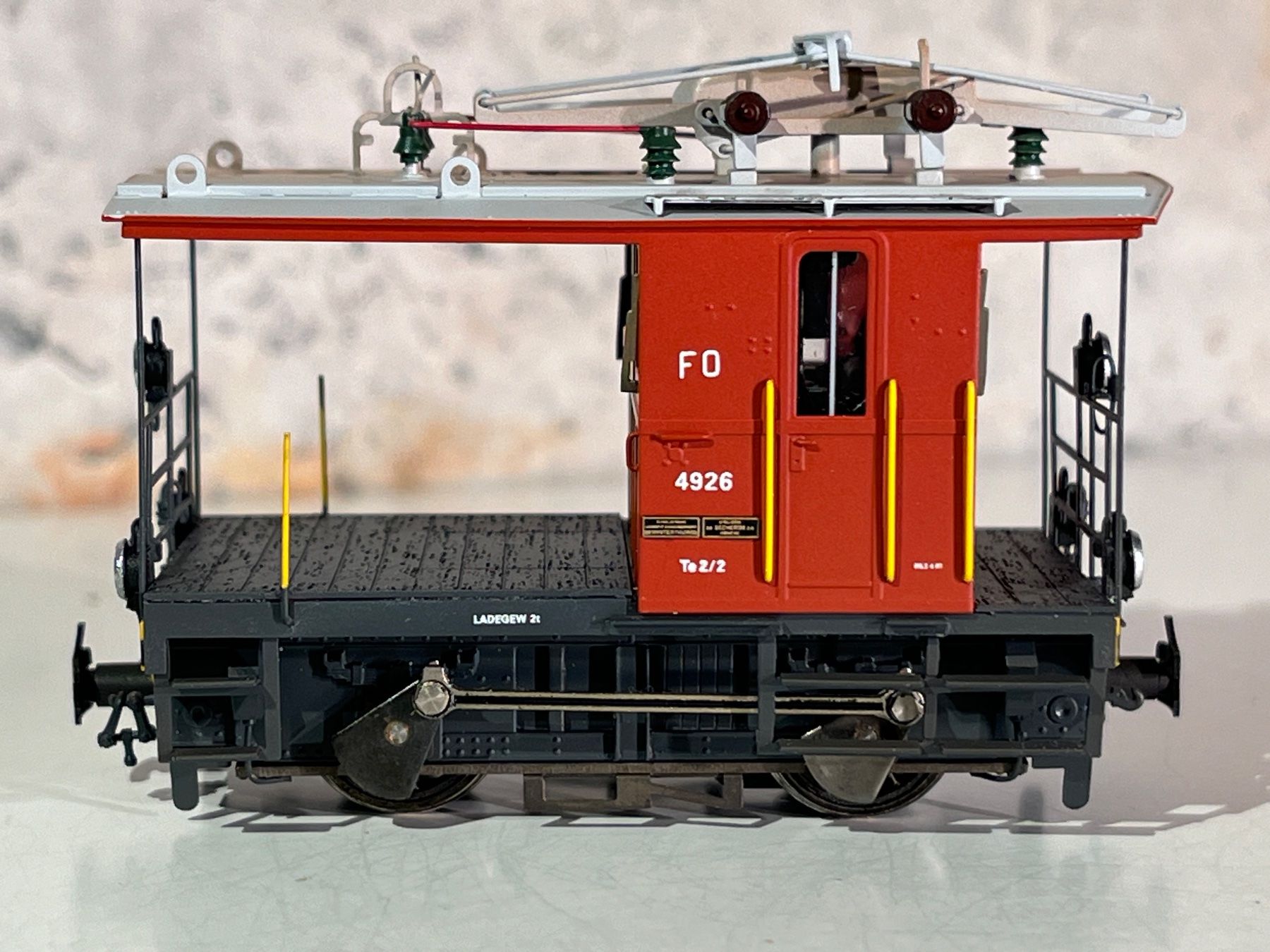 Ferro-suisse Modelleisenbahnen: Ferro Suisse Traktor HOm FO Te 2/2 4926 – Neu (gemäss Beschreibung) aus Baar von Mgrizzly 3