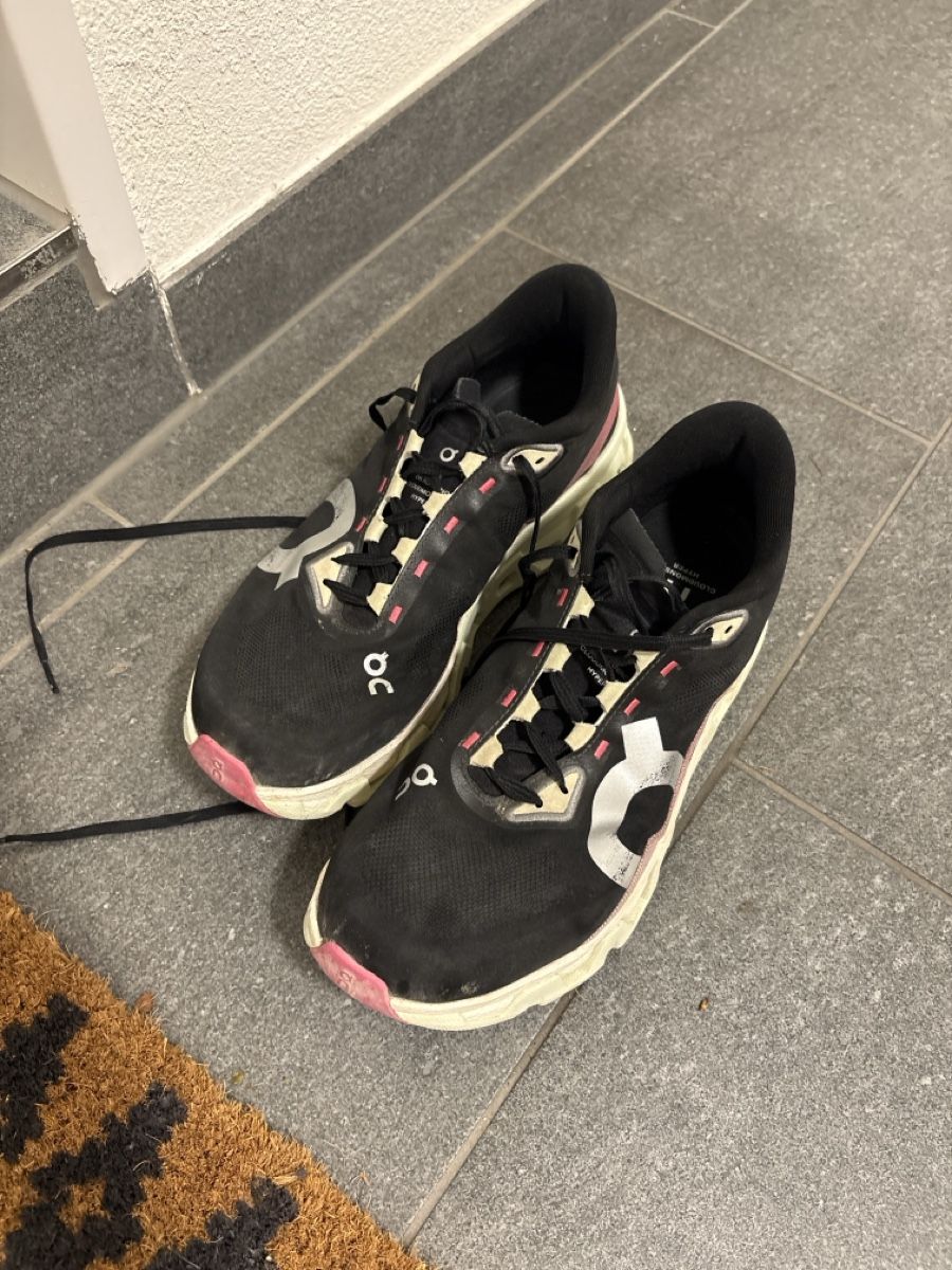 Scarpe da uomo: Used On Cloudmonster Hyper 2 – Usato da Zürich venduto da eda_b878