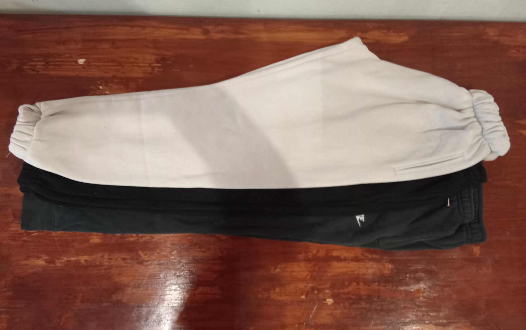 Lotti & Set di vestiti: 3 Jogginghosen, gr, M S XS – Usato da Mollis venduto da 5903philipp 4