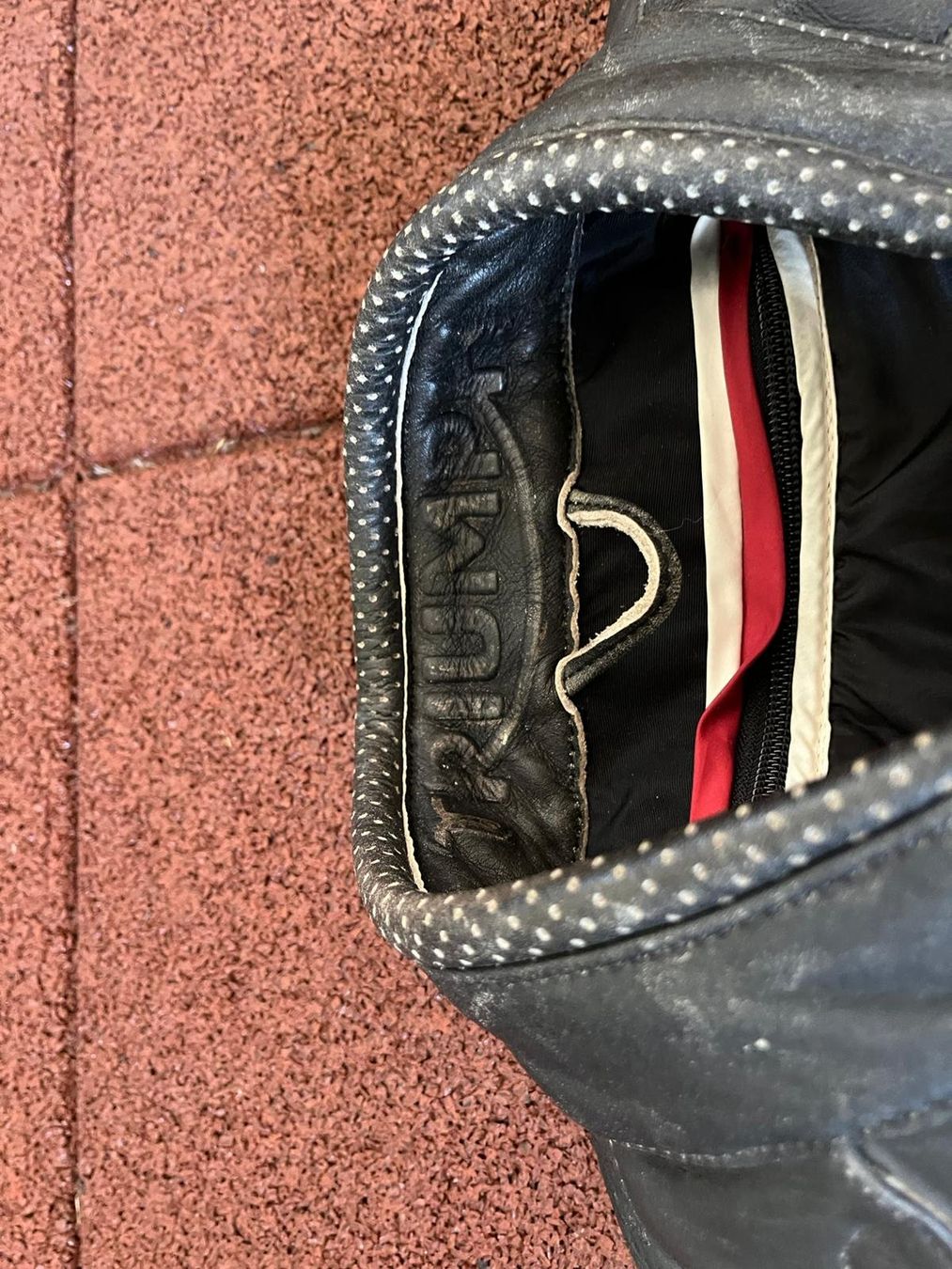 Triumph Giacche: Lederjacke Triumph Raven-2 – Usato da Bad Zurzach venduto da Vaquero33 2