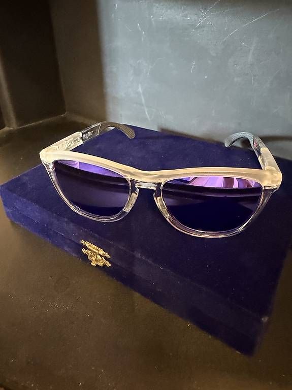 Brillen & Gläser: Neu Oakley Frogskins – Gebraucht aus Rüti ZH von Olivia0909 1