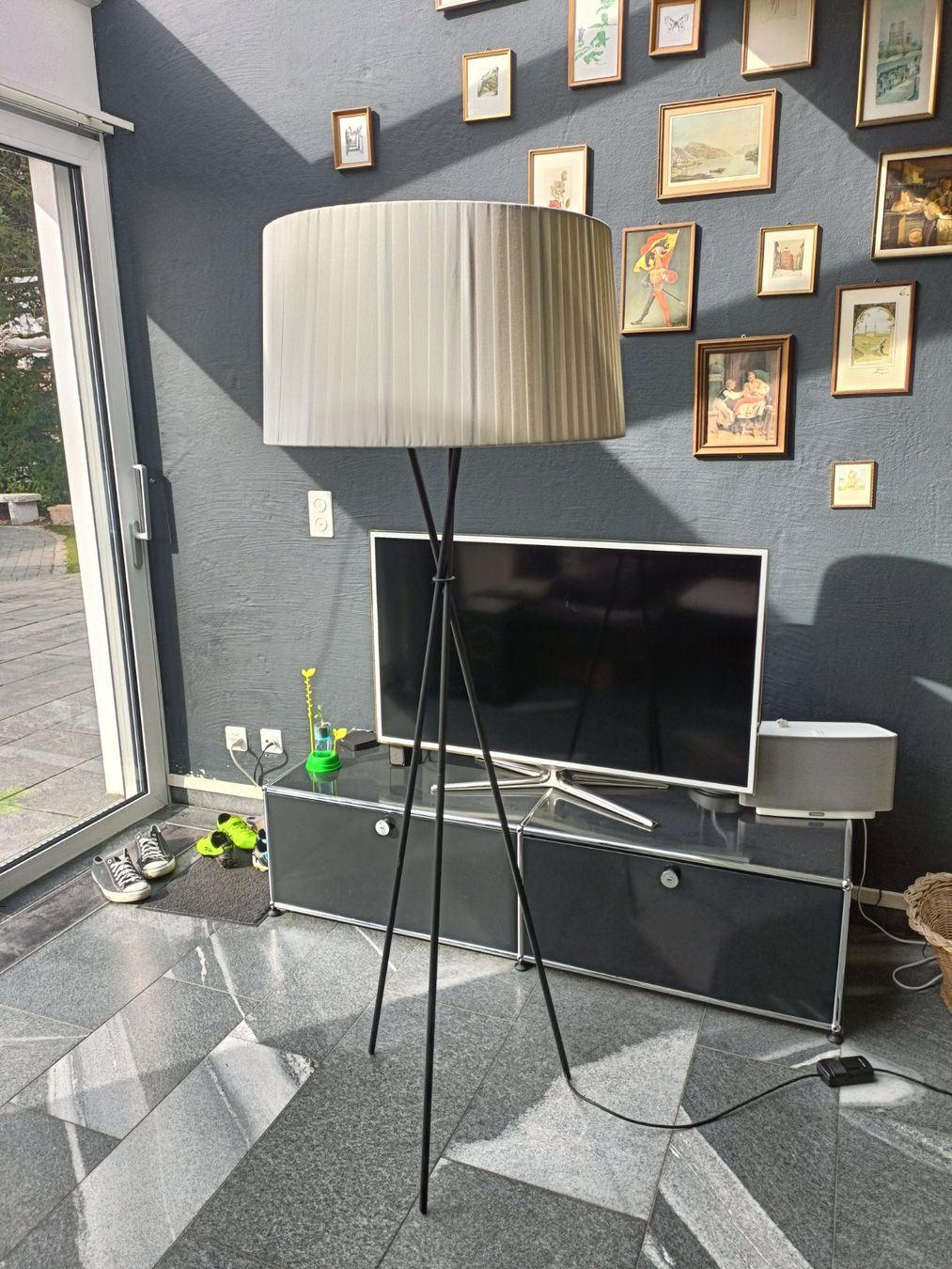 Santa & Cole Lampade: Stehleuchte Santa&Cole Tripode LED – Usato da Schmitten FR venduto da oldtimer82 1