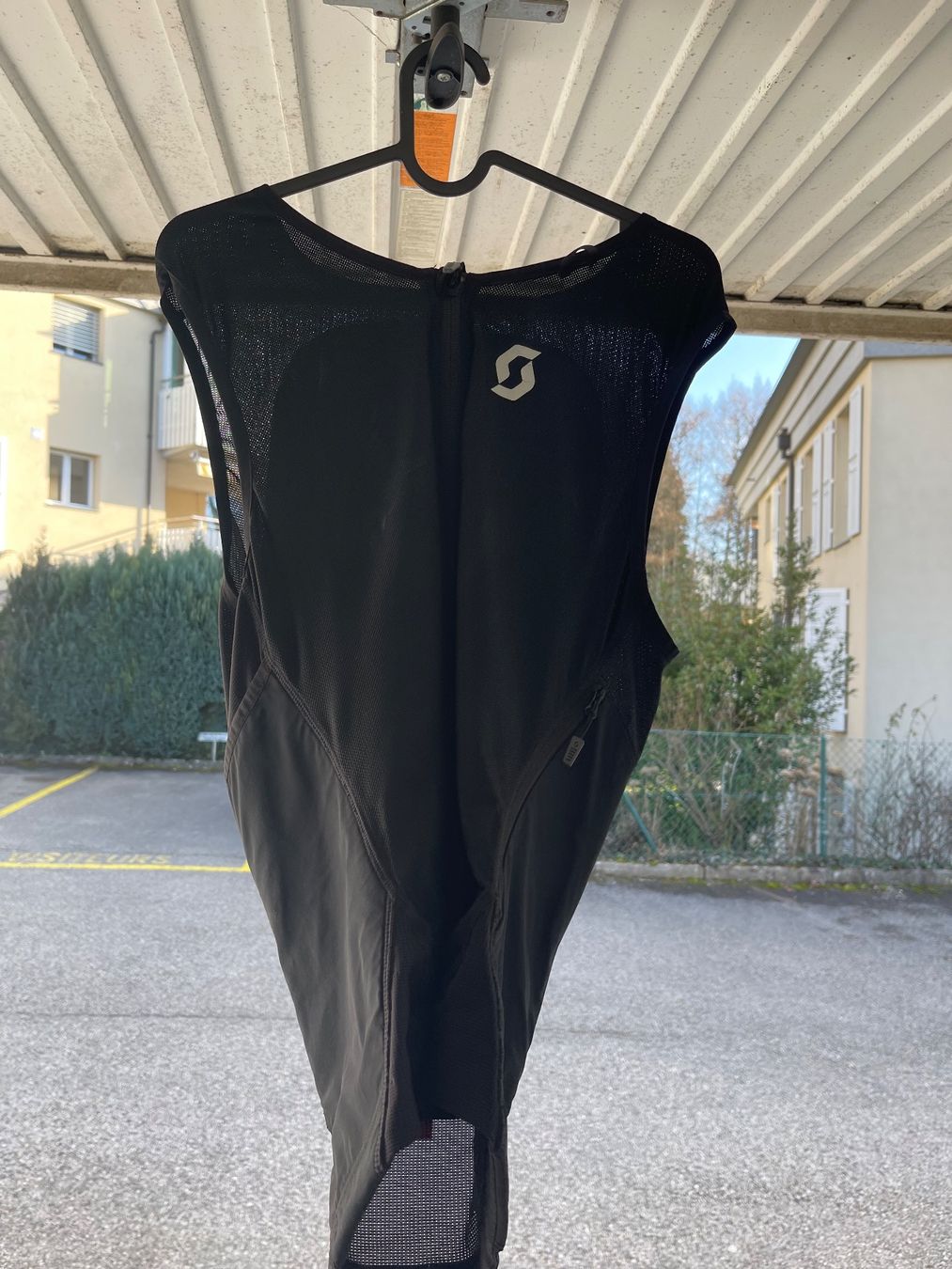 Protezioni & Imbottiture: Protection dorsale Scott D30 – Usato da Cheseaux-Lausanne venduto da dri_wgf6