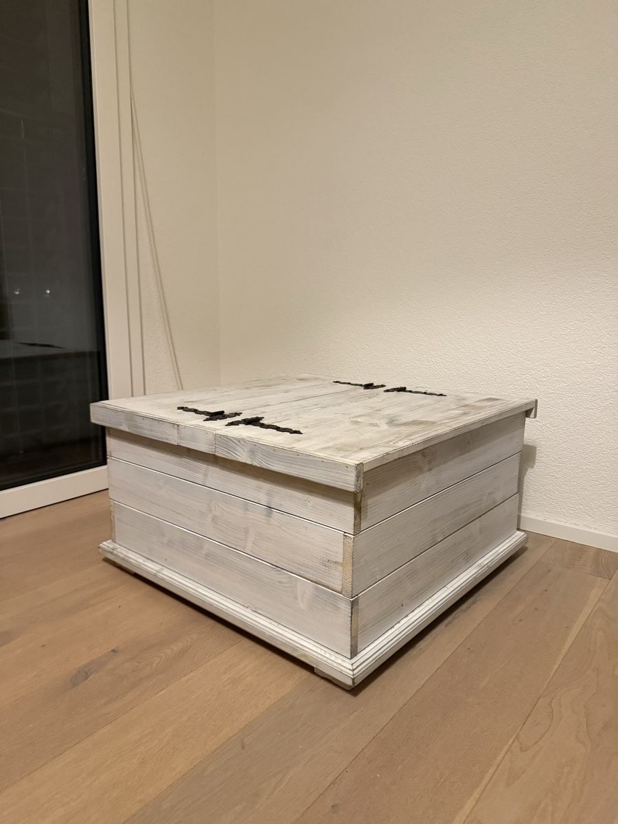 Tische: Sofatisch – Gebraucht aus Hirzel von Linoooo