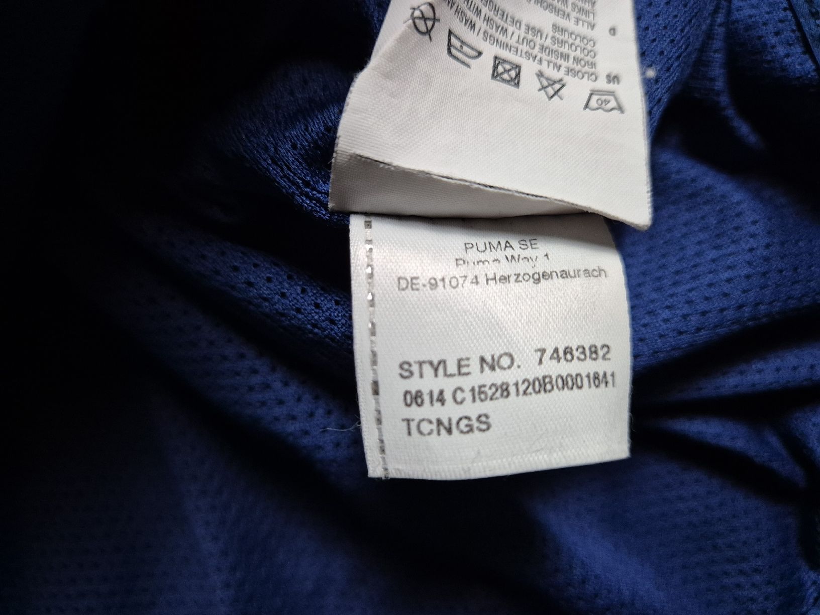 Puma Giacche: Puma 2015 Arsenal Jacke Grösse L – Nuovo (secondo la descrizione) da St. Gallen venduto da CaliSunshine 5