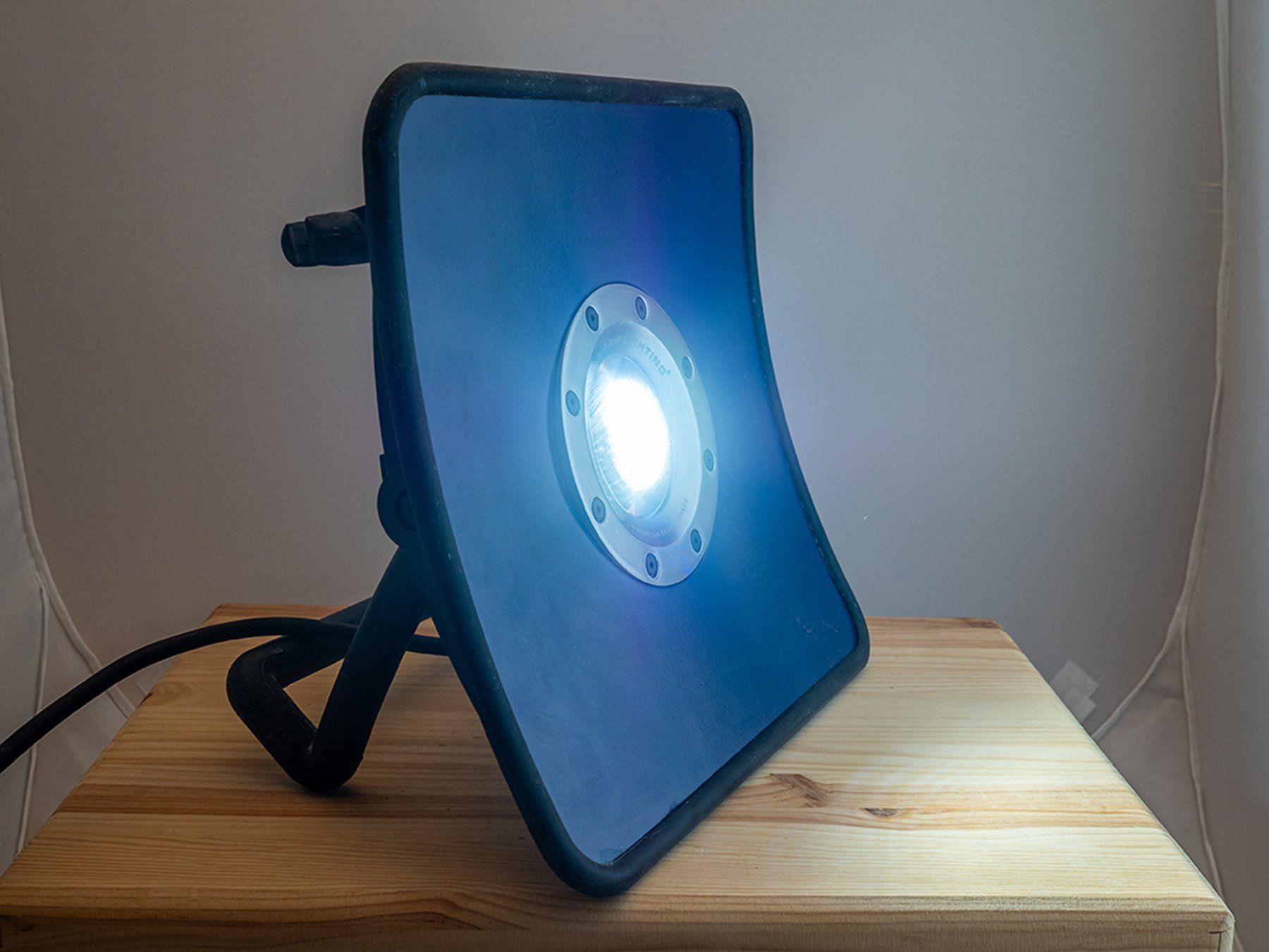 Lampes: Arbeitsleuchte (LED) – Neuf avec emballage d'origine à Netstal par 3leon