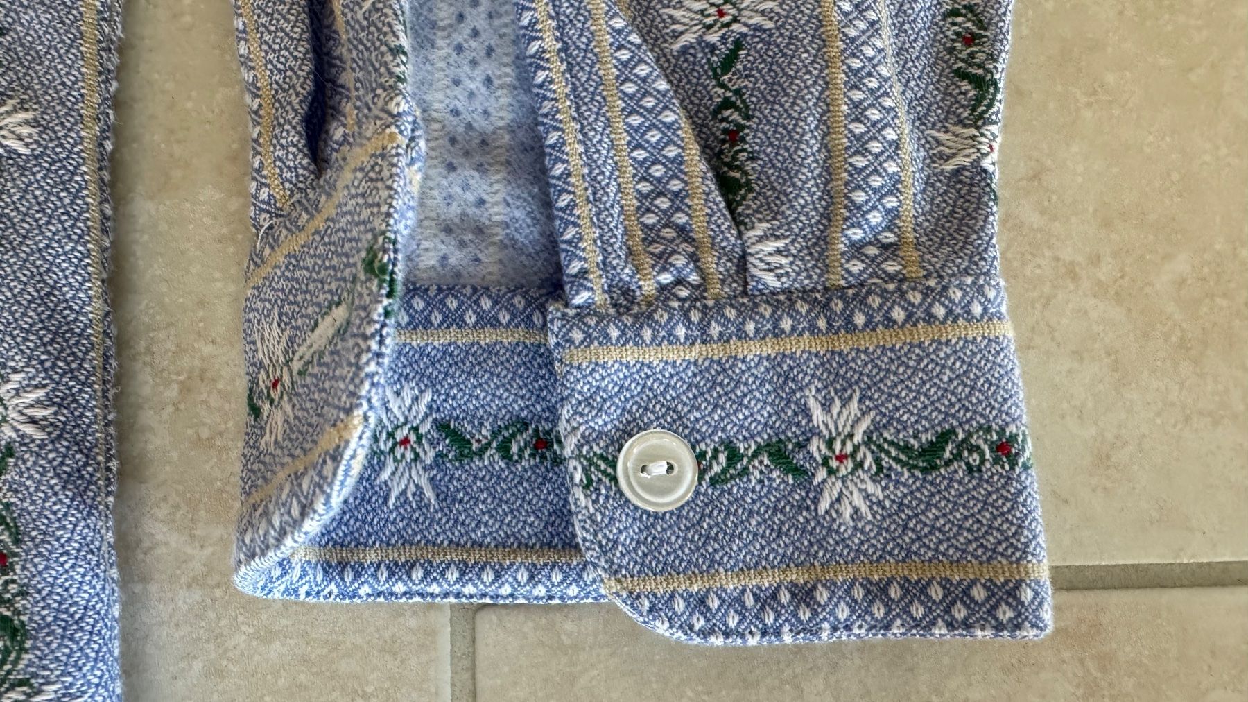 Camicie, T-shirt & Polo: Jenni Edelweisshemd, hellblau, Gr. 164 – Usato da Dittingen venduto da Paprika8 5