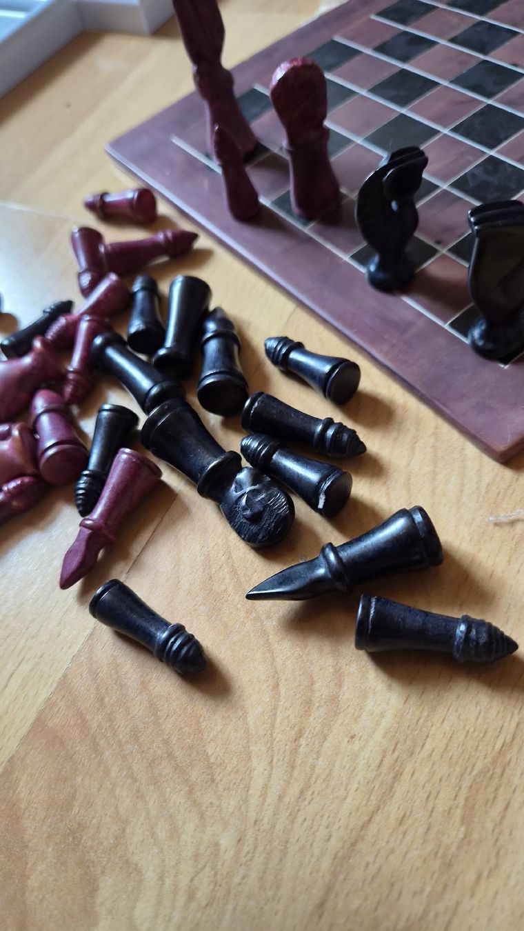 Giochi: altes Afrikanisches Schachspiel  – Usato da Kölliken venduto da Upcycling-by-Mc-TAM 1