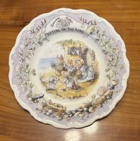 Brambly Hedge Teller Meeting on The Sand Royal Doulton 2001
