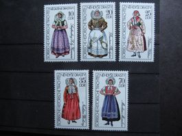 DDR 1977 Sorbische Trachten**