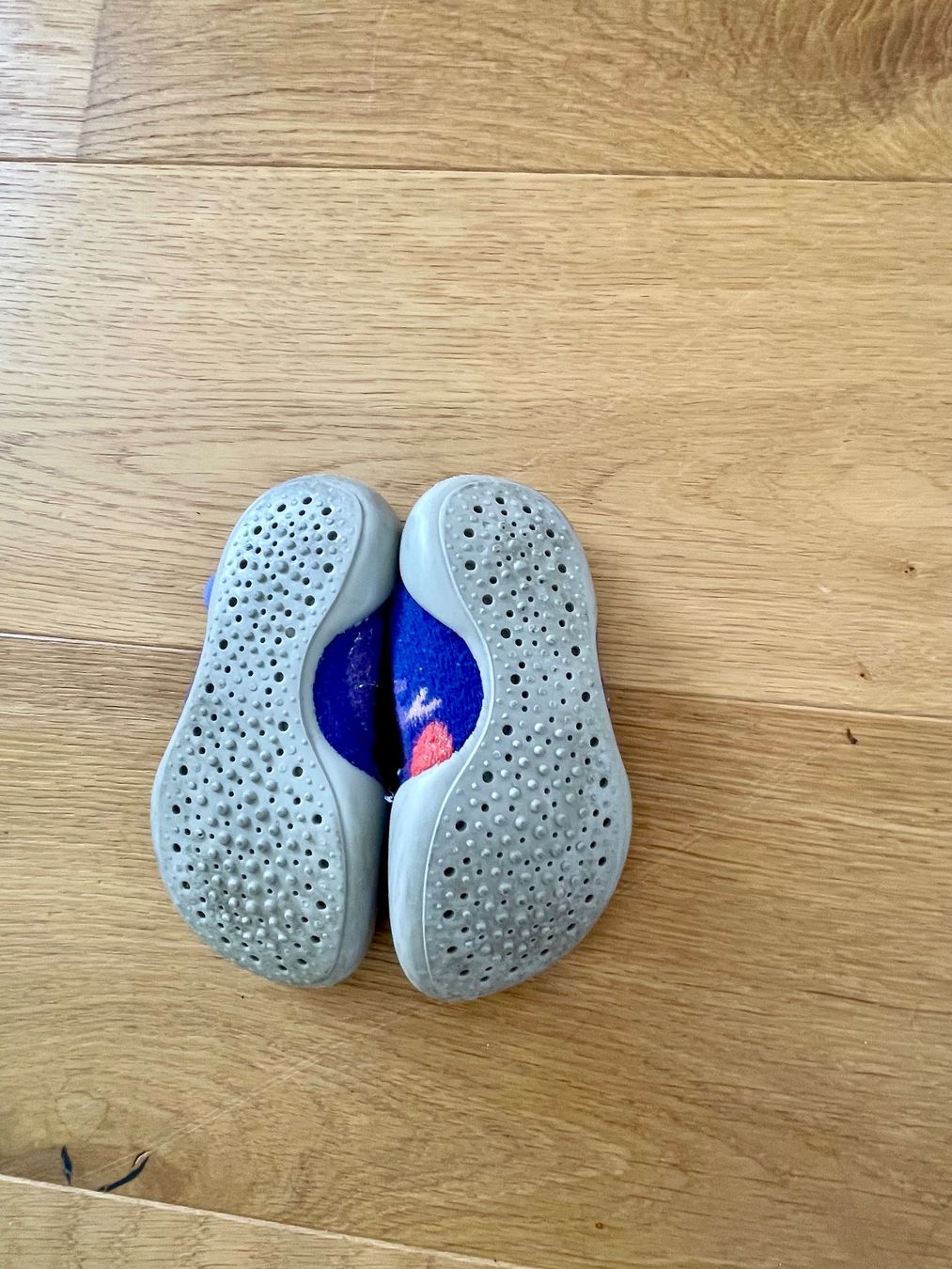 Scarpe per ragazzi: Barfuss Hausschuhe Gr. 26/27 – Usato da Biel/Bienne venduto da linette78 1