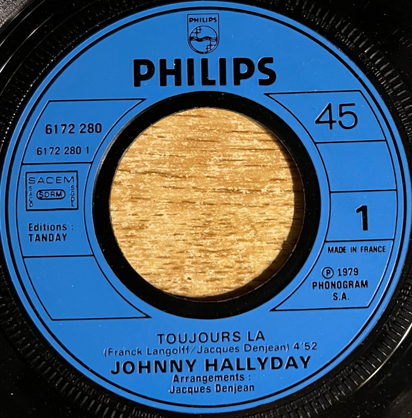Dischi in vinile: JOHNNY HALLYDAY - TOUJOURS LÀ – Usato da Bussigny venduto da vinyl-pas-cher 2