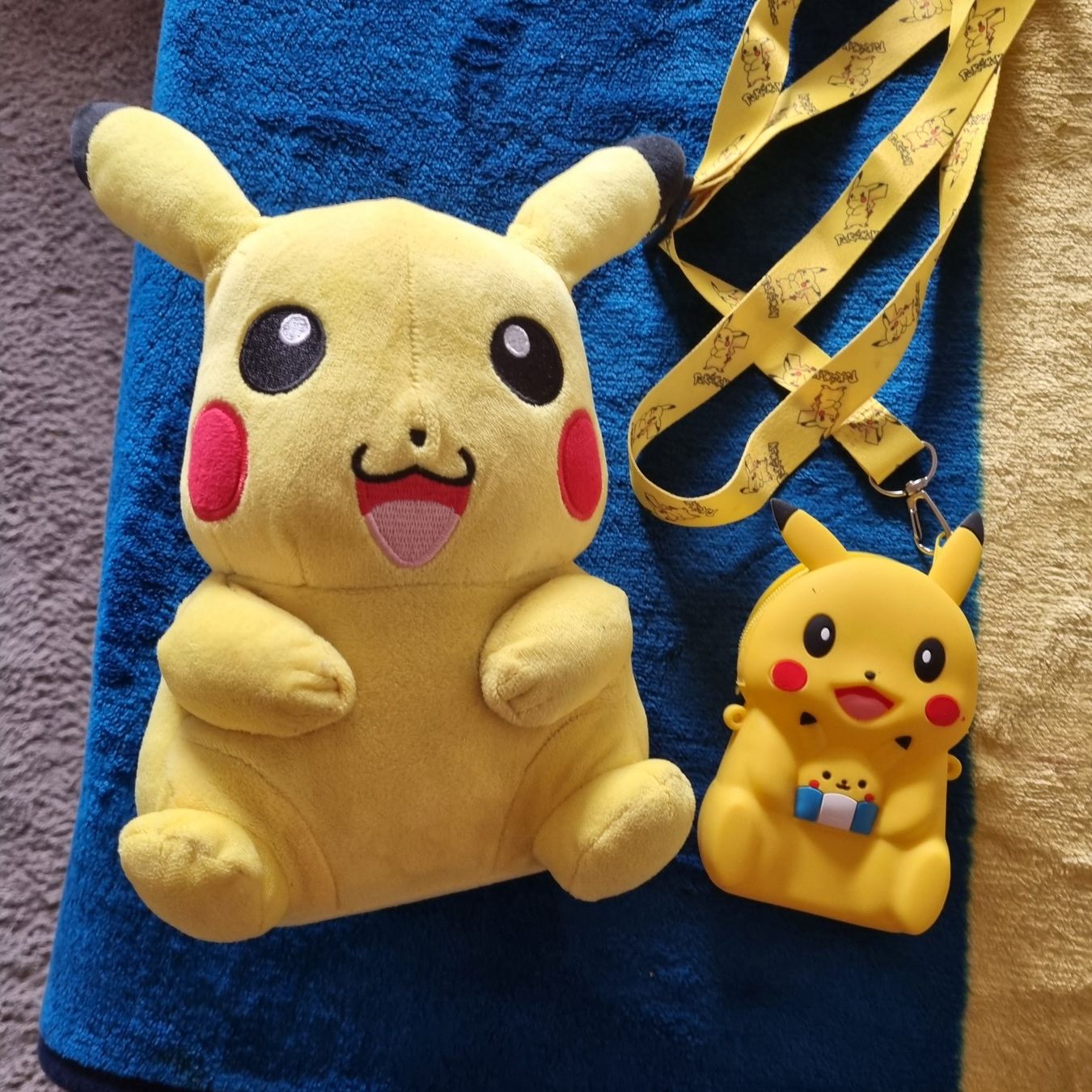 Giocattoli: Pokemon  Plüschtier und tasche – Usato da Buchs AG venduto da Kitten33
