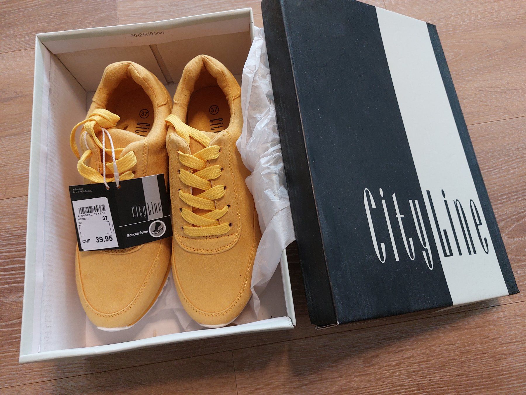 Scarpe da donna: Sneaker,Halbschuhe-NEU-Gr.37 – Usato da Zweilütschinen venduto da badguy79
