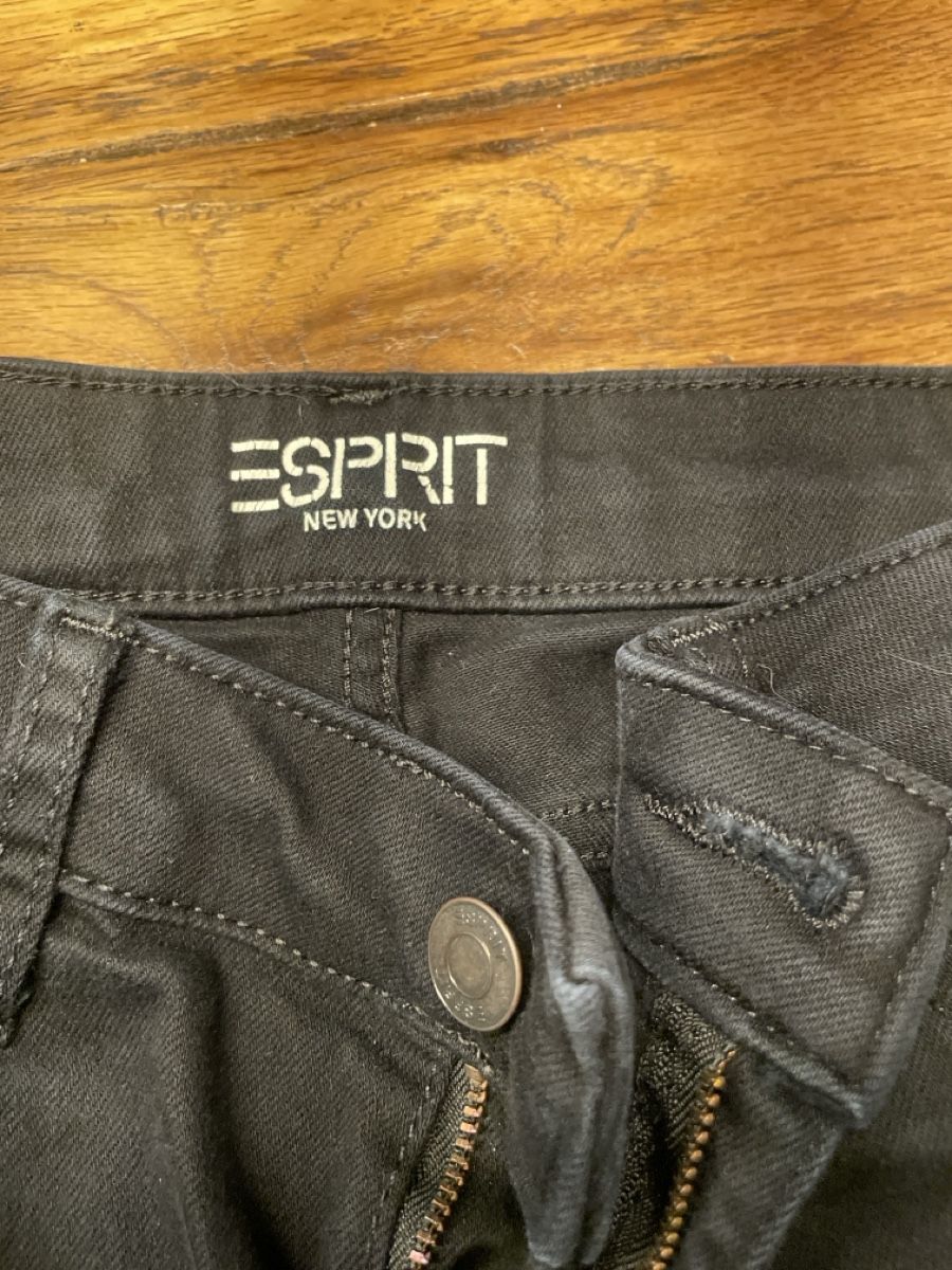 Esprit Jeans: Jeans Esprit, Grösse 28/30 – D'occasion à Holderbank AG par Hallo104 4