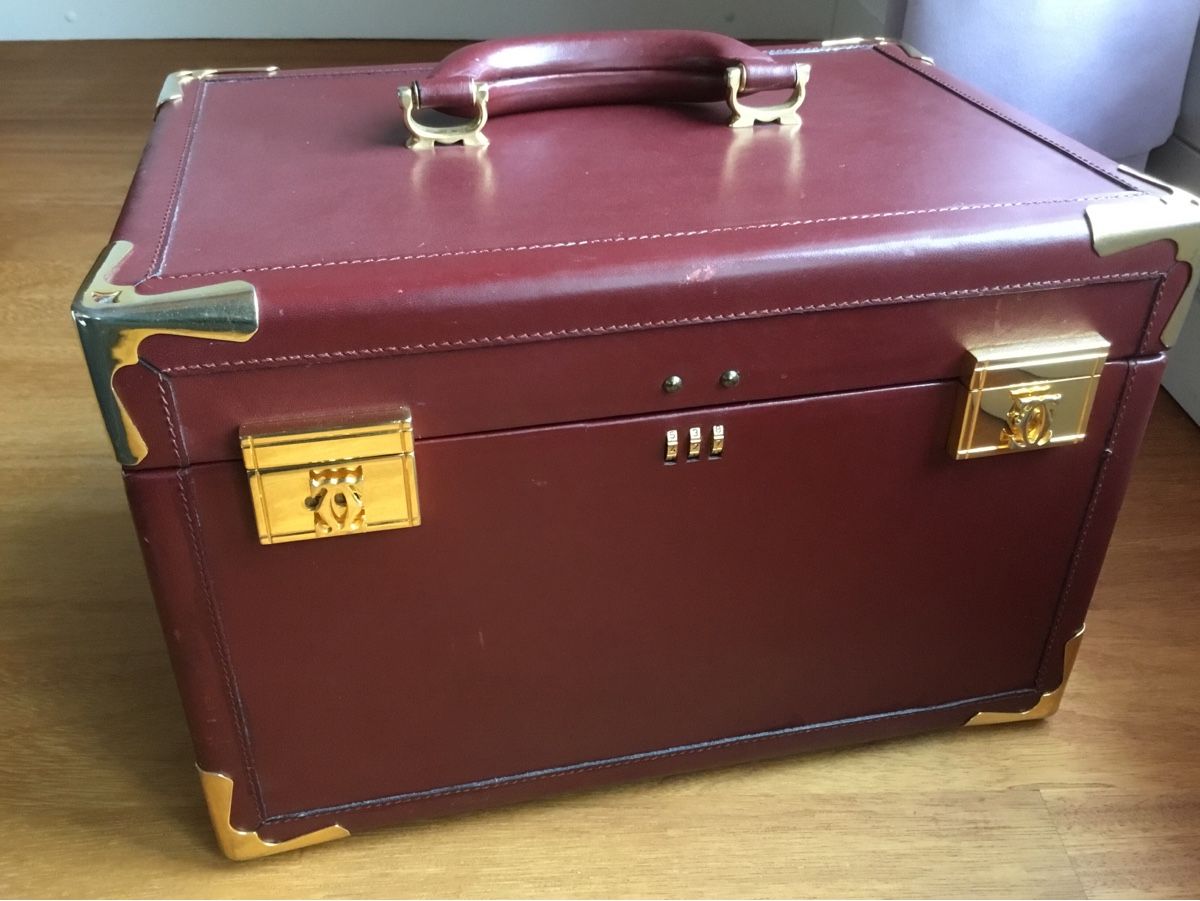 Custodie per cosmetici: Cartier, Beauty Case, Must de Cartier – Usato da La Corbaz venduto da jea_z7qj