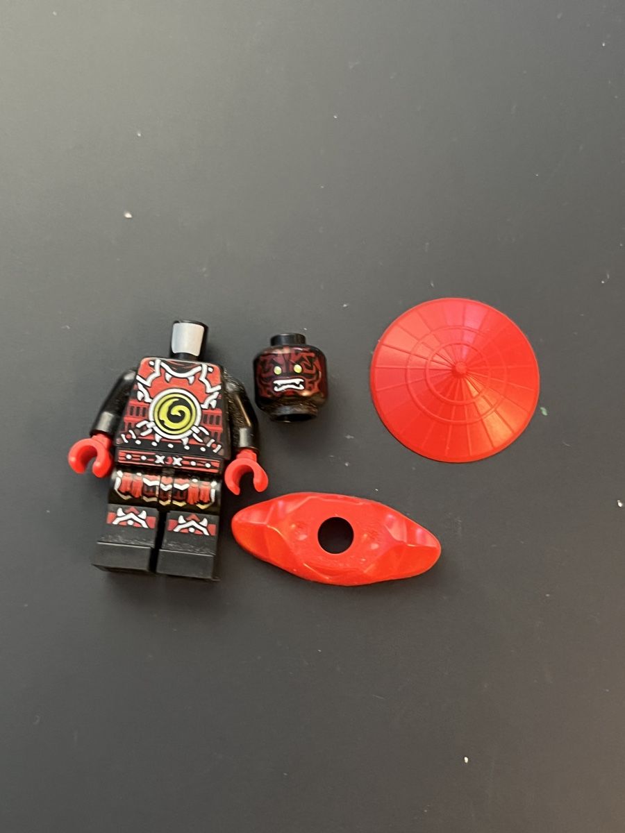 Lego Statuette: Ninjago - Tag der Erinnerungen Steinsamurai – Nuovo (secondo la descrizione) da Lupsingen venduto da sil_l6wg 2