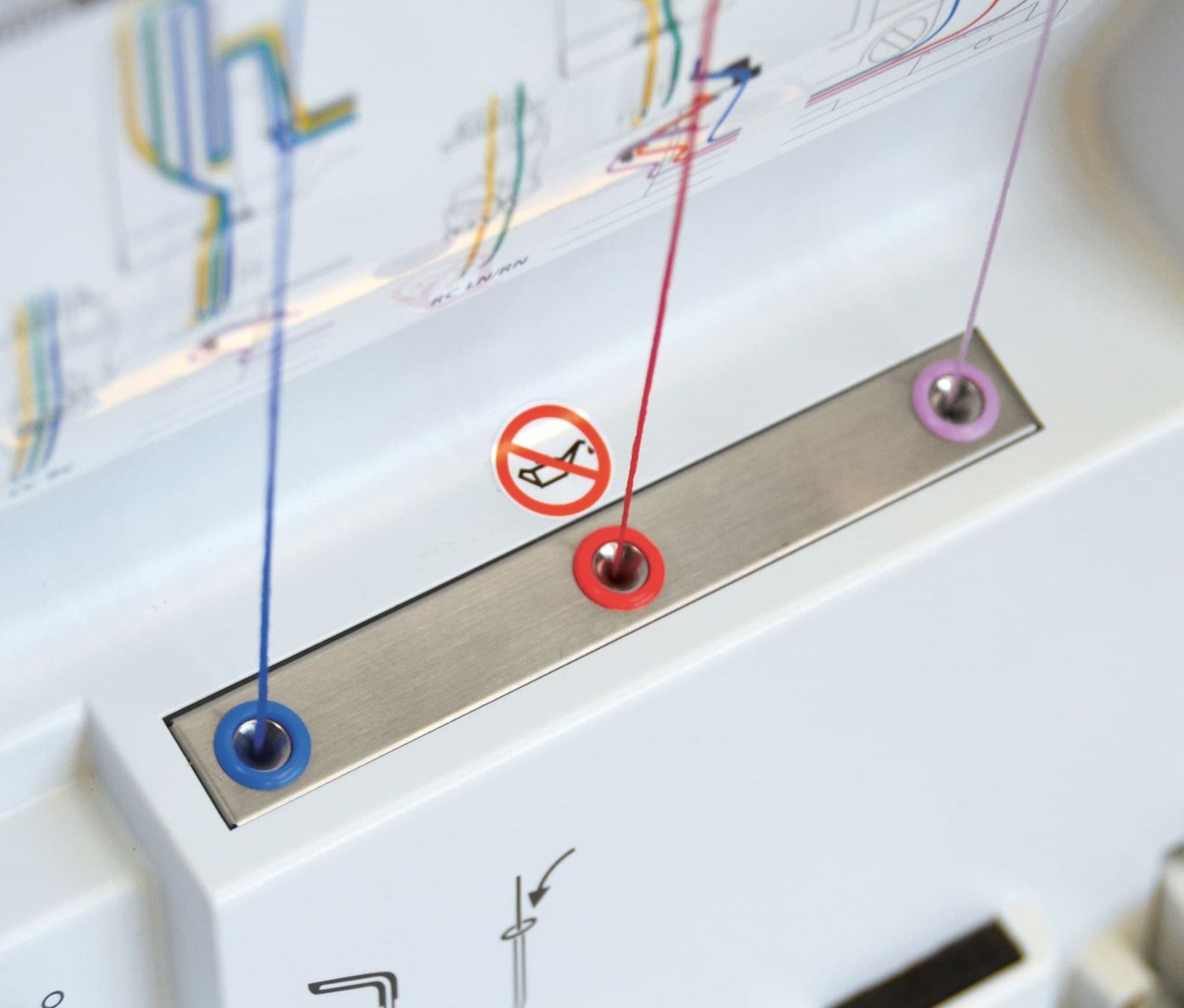 Bernina Macchine da cucire: Bernina Combi L890 – Nuovo e nell'imballaggio originale da Bülach venduto da topnaehmaschinen 2
