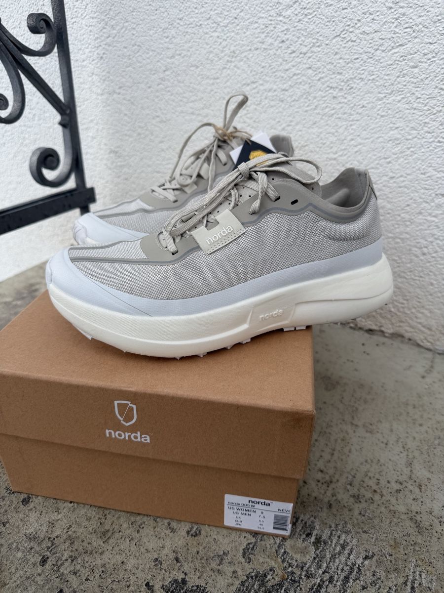Scarpe da donna: Norda 005 Womens Trail Running Shoe – Nuovo (secondo la descrizione) da Zürich venduto da agichristine