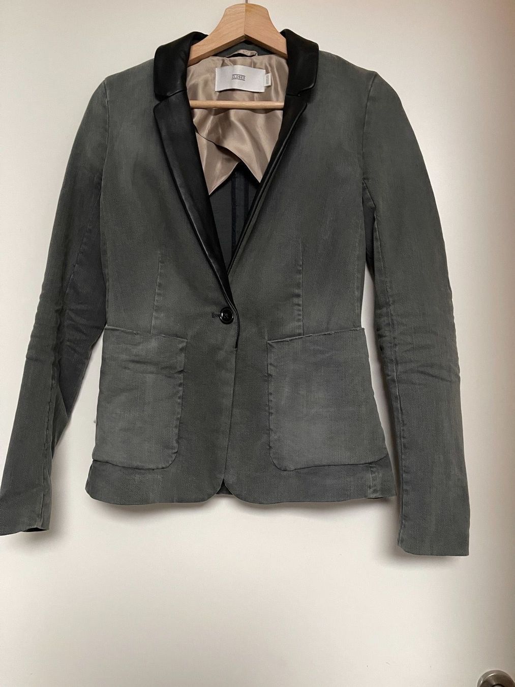 Giacche: Neu Closed Blazer – Nuovo (secondo la descrizione) da Sachseln venduto da Guguiseli