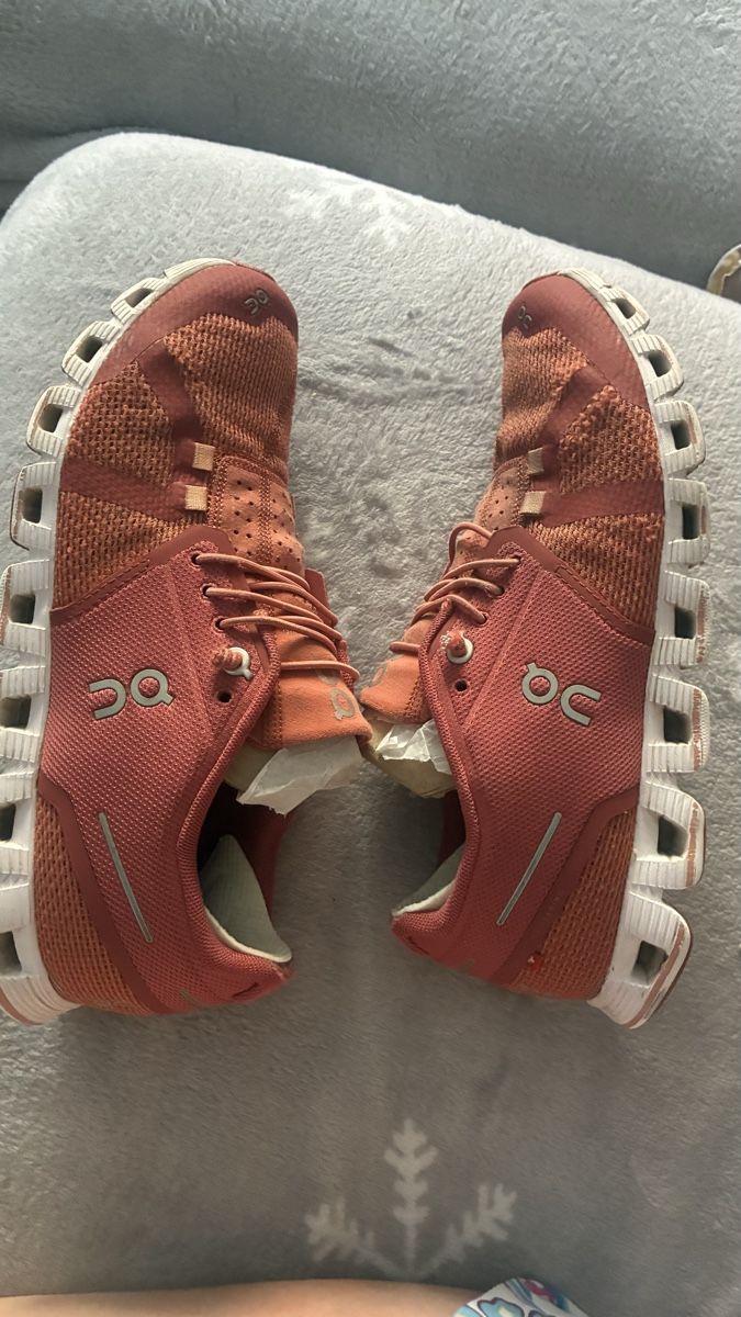 On Scarpe da donna: On Schuhe Gr 40,5 – Usato da Widen venduto da didy82