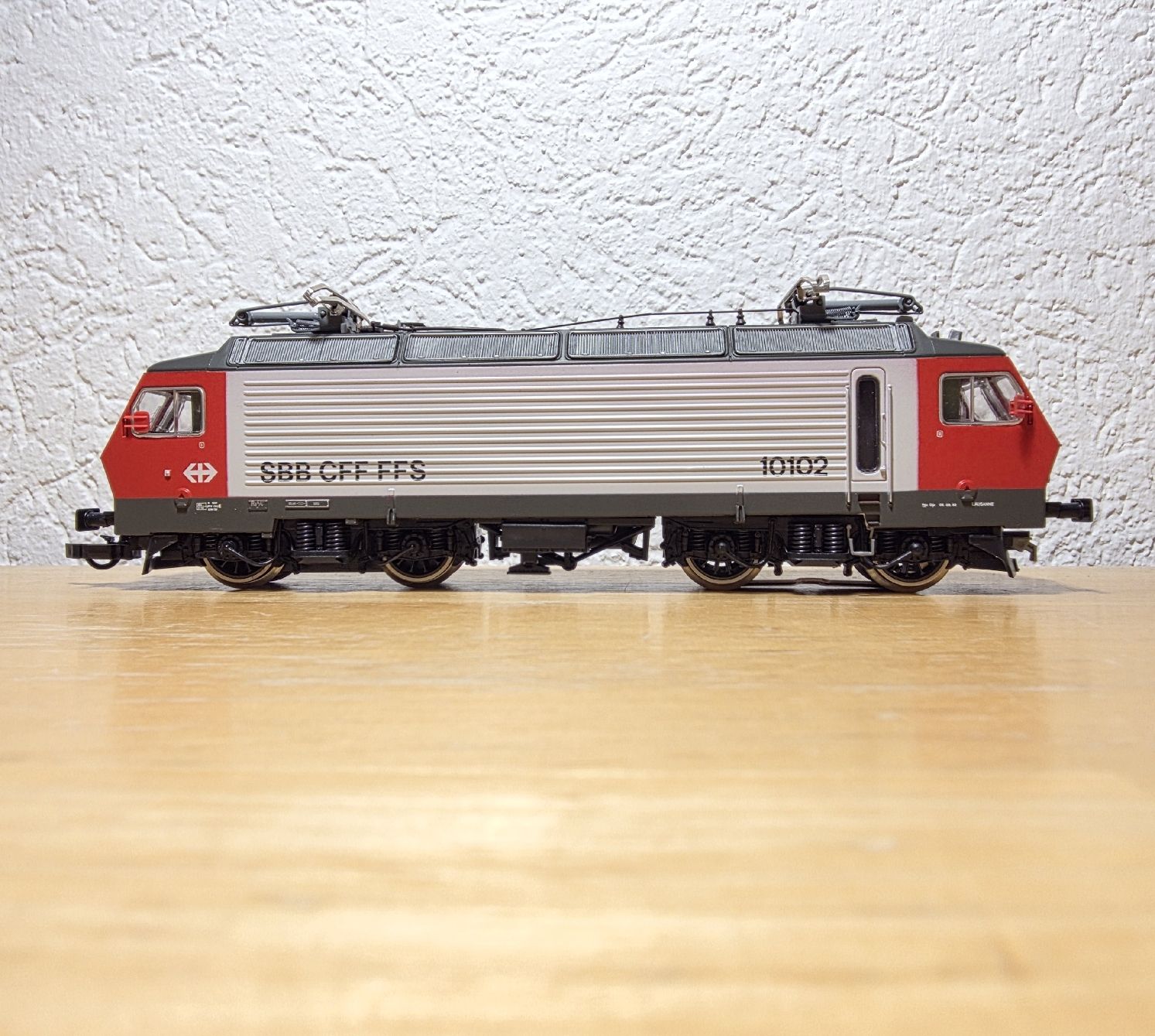Roco Modellini di ferrovie: Roco Re 4/4 IV 10102 H0 gebraucht, getestet – Usato da Männedorf venduto da Modell-Spezialisten