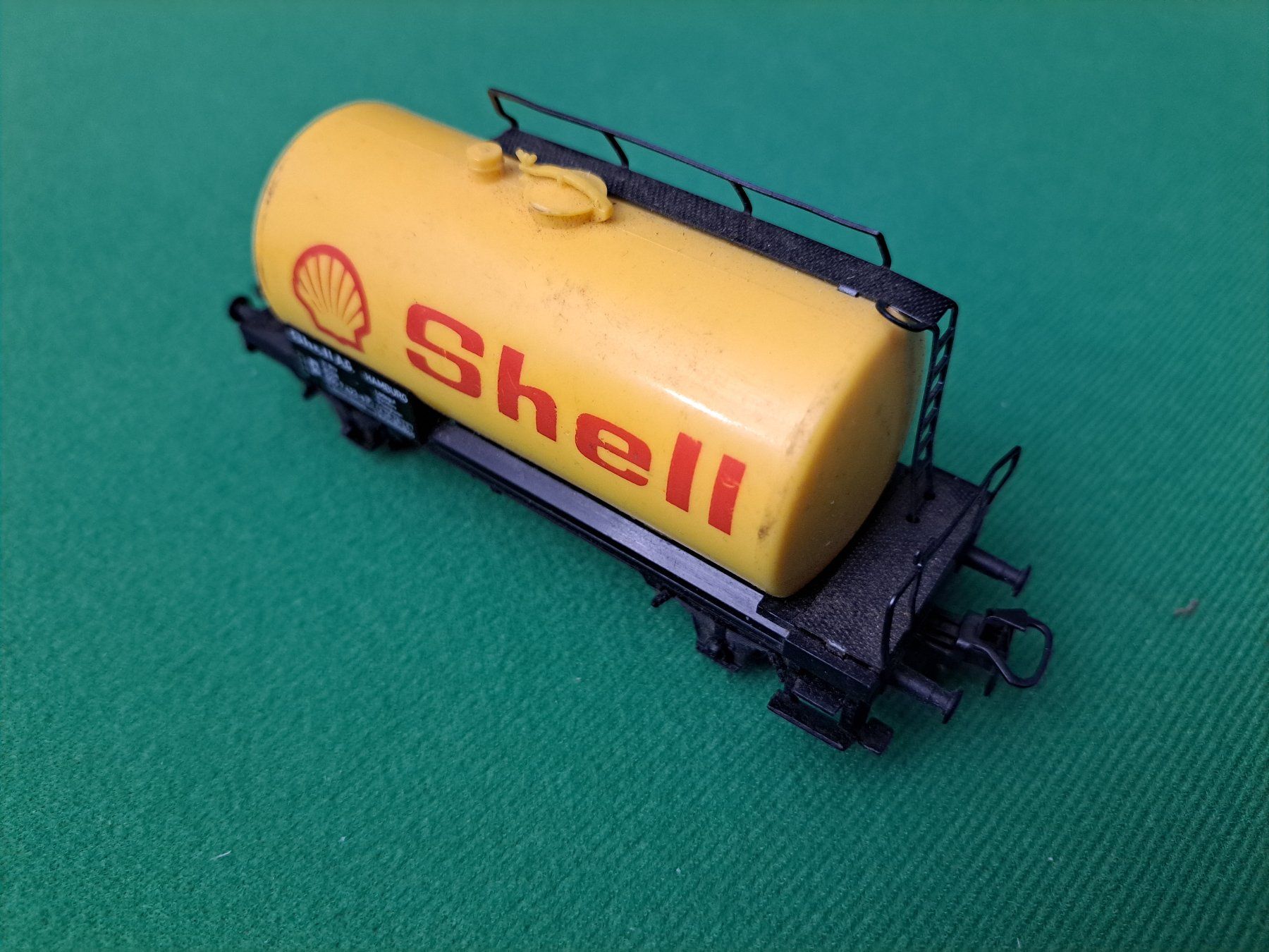 Märklin Modelleisenbahnen: Schell Tankwagen klein, Märklin H0 ,13cm – Gebraucht aus Spiez von Pistach99 1