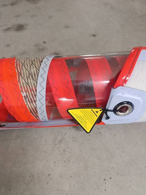 Surfen: Windsurf Neilpryde h2 voile neuve complet  – Gebraucht aus Montreux von rao_r66l 4