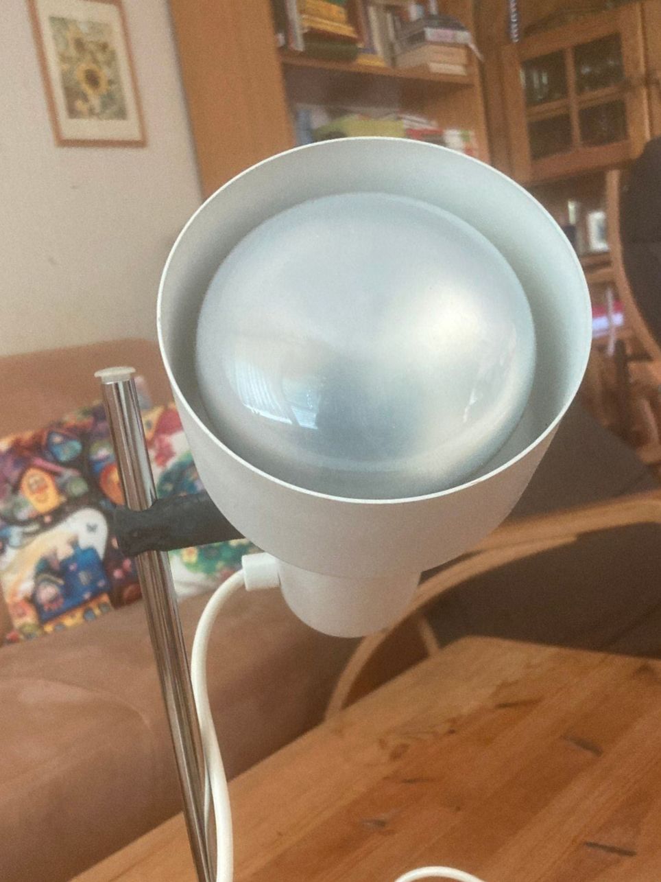 Lampade: Vintage Tischlampe weiss – Usato da Au ZH venduto da Ella2894 2
