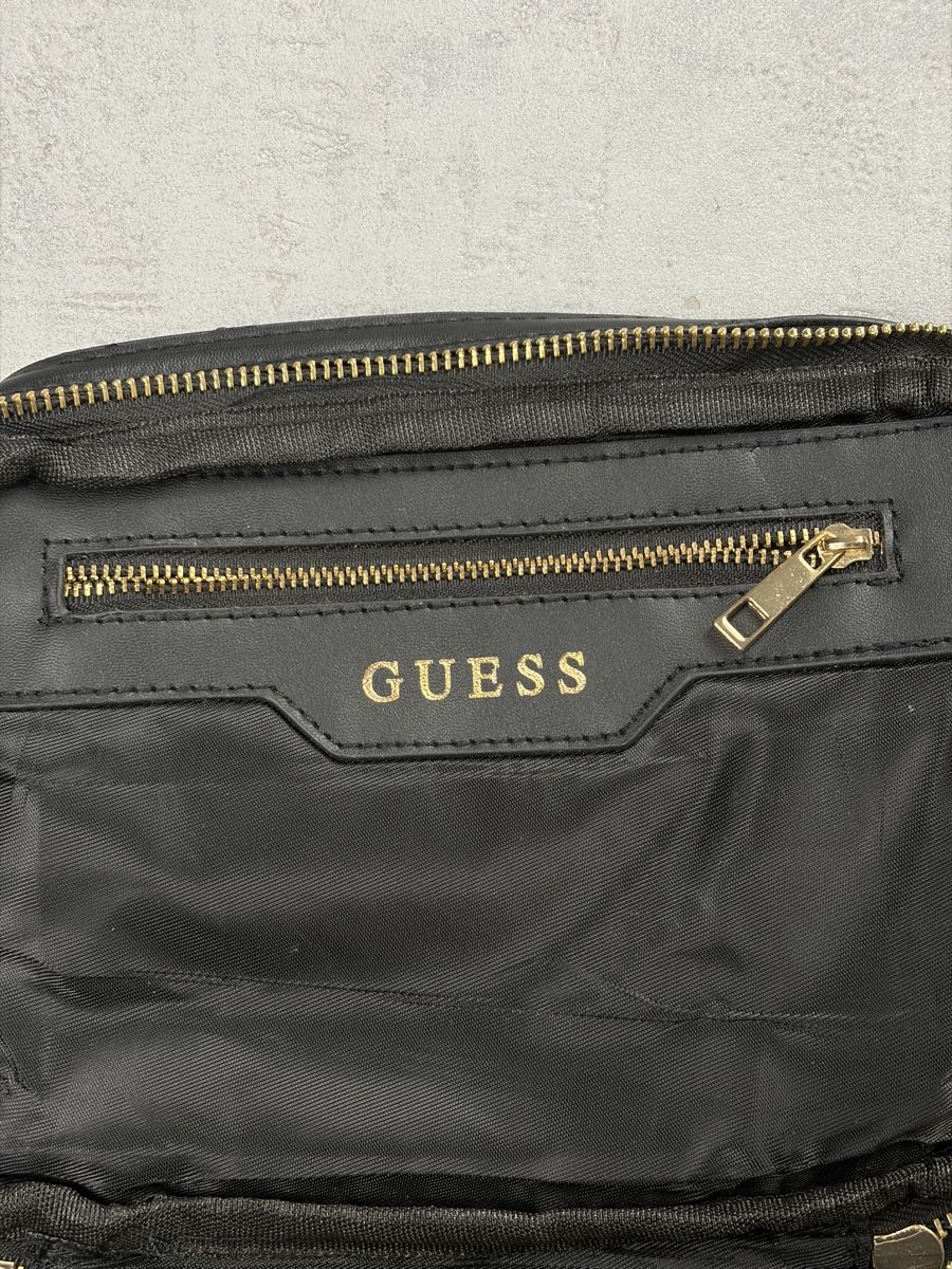 Guess Custodie per cosmetici: Trousse de toilette Guess Noir - Double Zip – Nuovo (secondo la descrizione) da Hauterive NE venduto da Leo_o 6