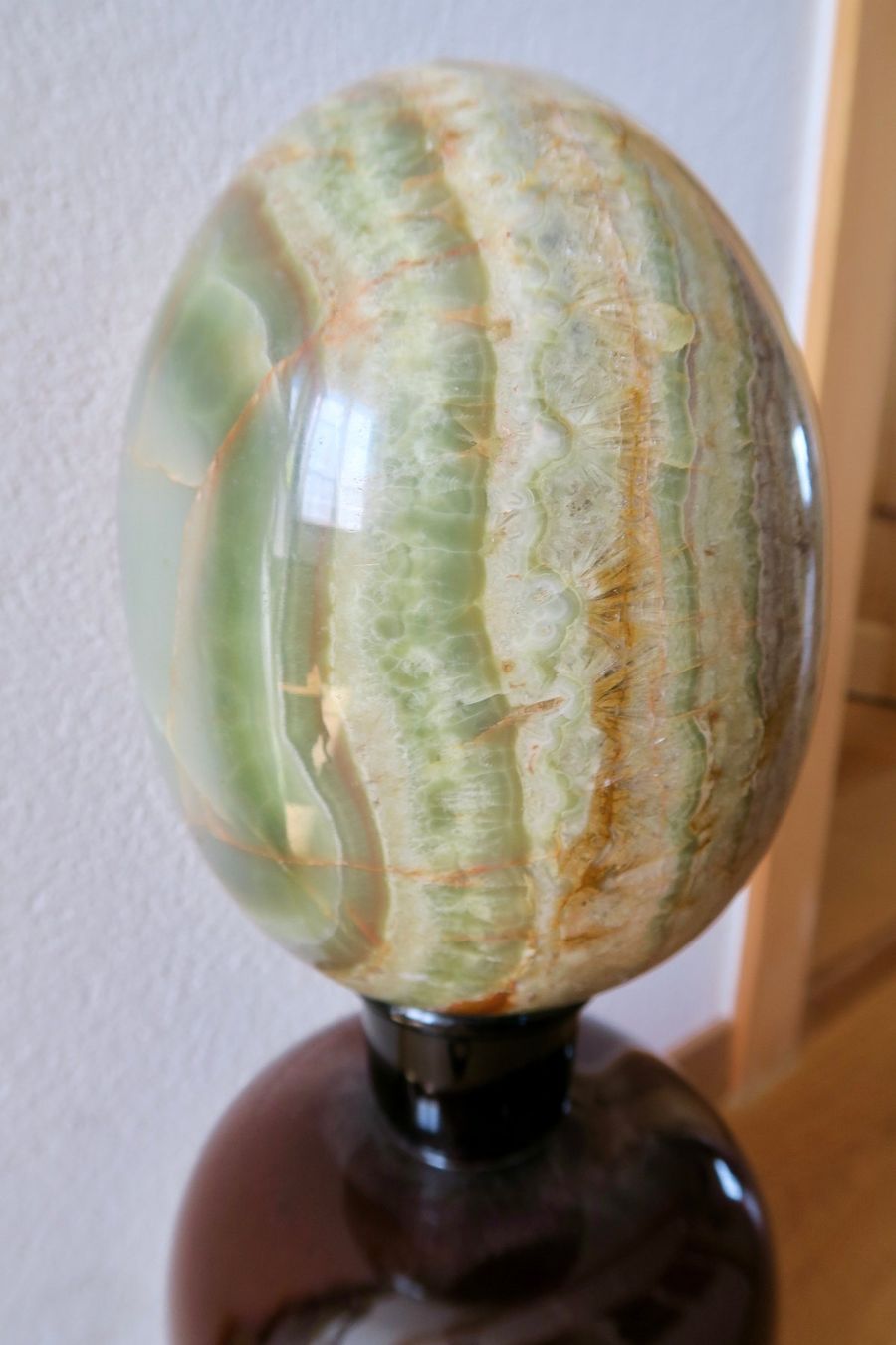 Minerali & Pietre curative: 20 cm grosses Onyx Marmor Ei  mit Standschale – Usato da Wädenswil venduto da Turusukko