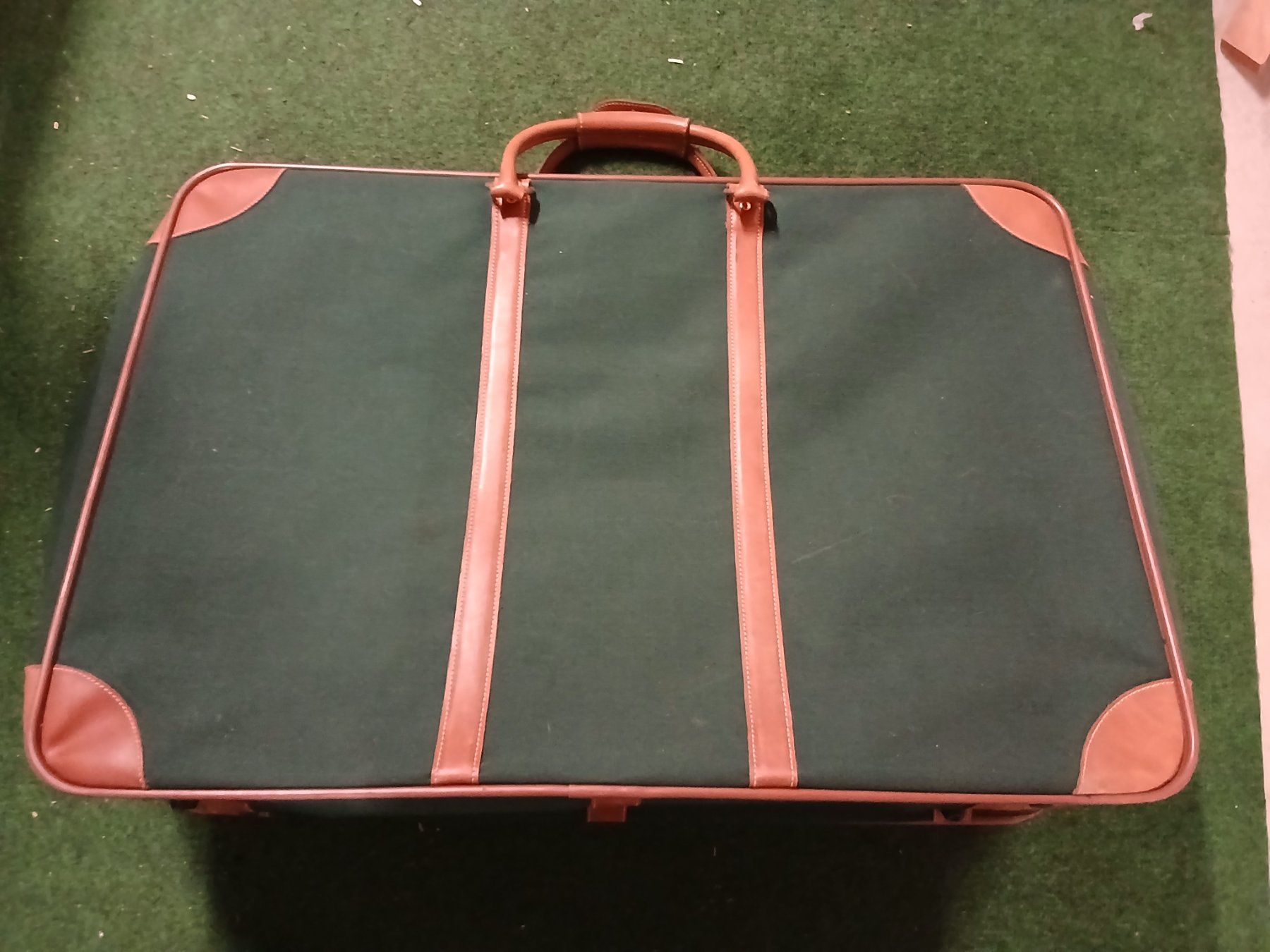 Longchamp Reisekoffer: Valise Longchamp – Gebraucht aus Le Grand-Saconnex von Rgt87 2