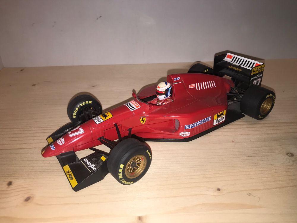 Figurine Figure F1 1994 Nicola LARINI Ferrari 412 T1 Dany Hanpainted 1/43
