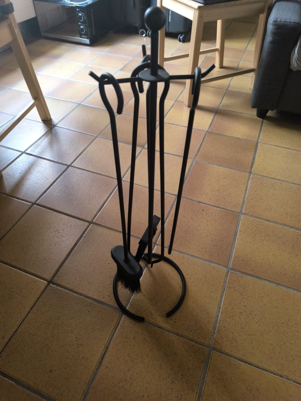 Cheminée: Serviteur de cheminée noir – Ensemble de 4 accessoires – D'occasion à Yverdon-les-Bains par mer_9whm 1