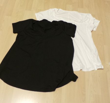 2 T-Shirts mit V-Ausschnitt 3XL