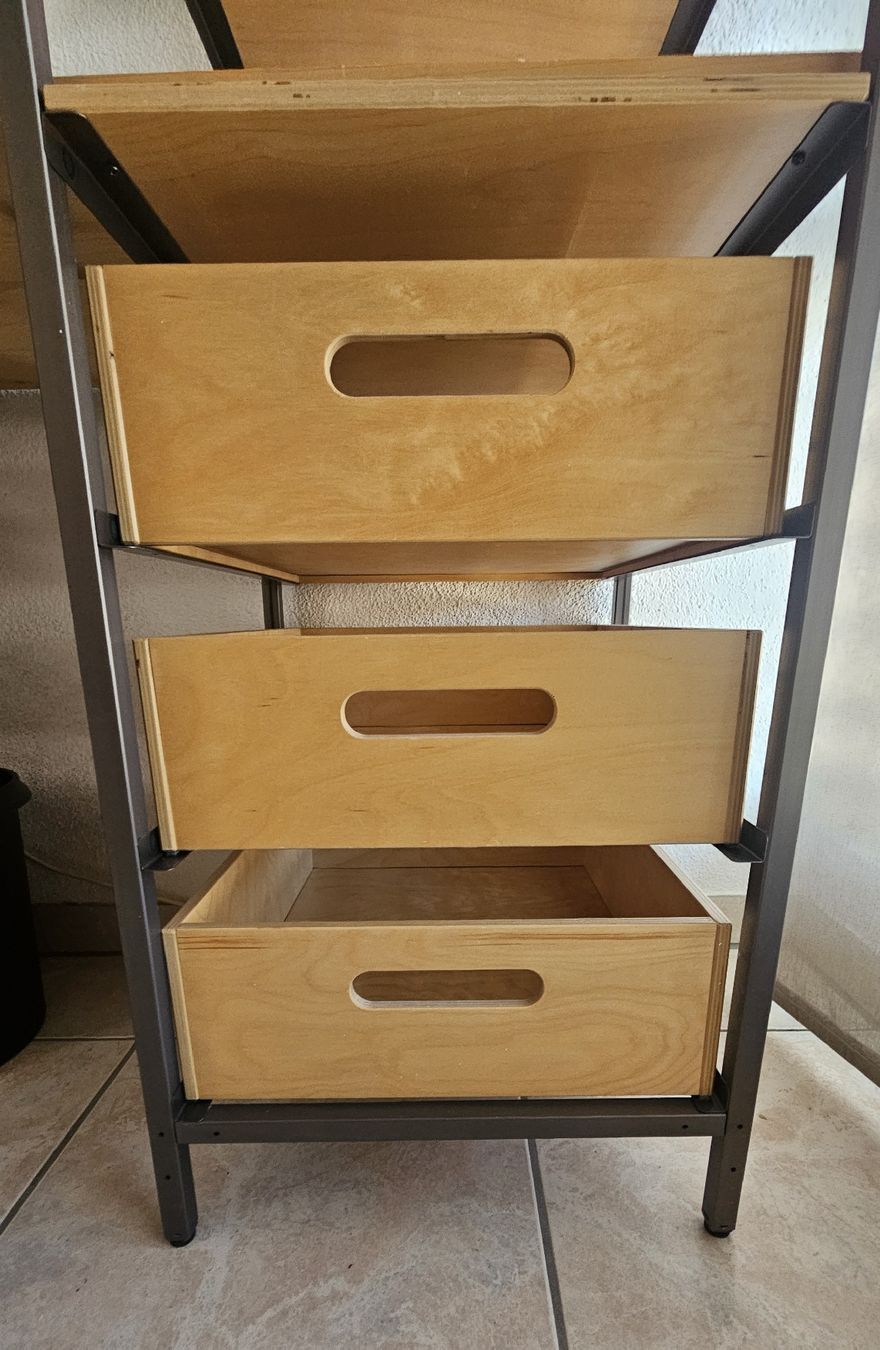 Scaffali: IKEA Regal, 2 Stück  – Usato da Brunnen venduto da Rietmannm 2
